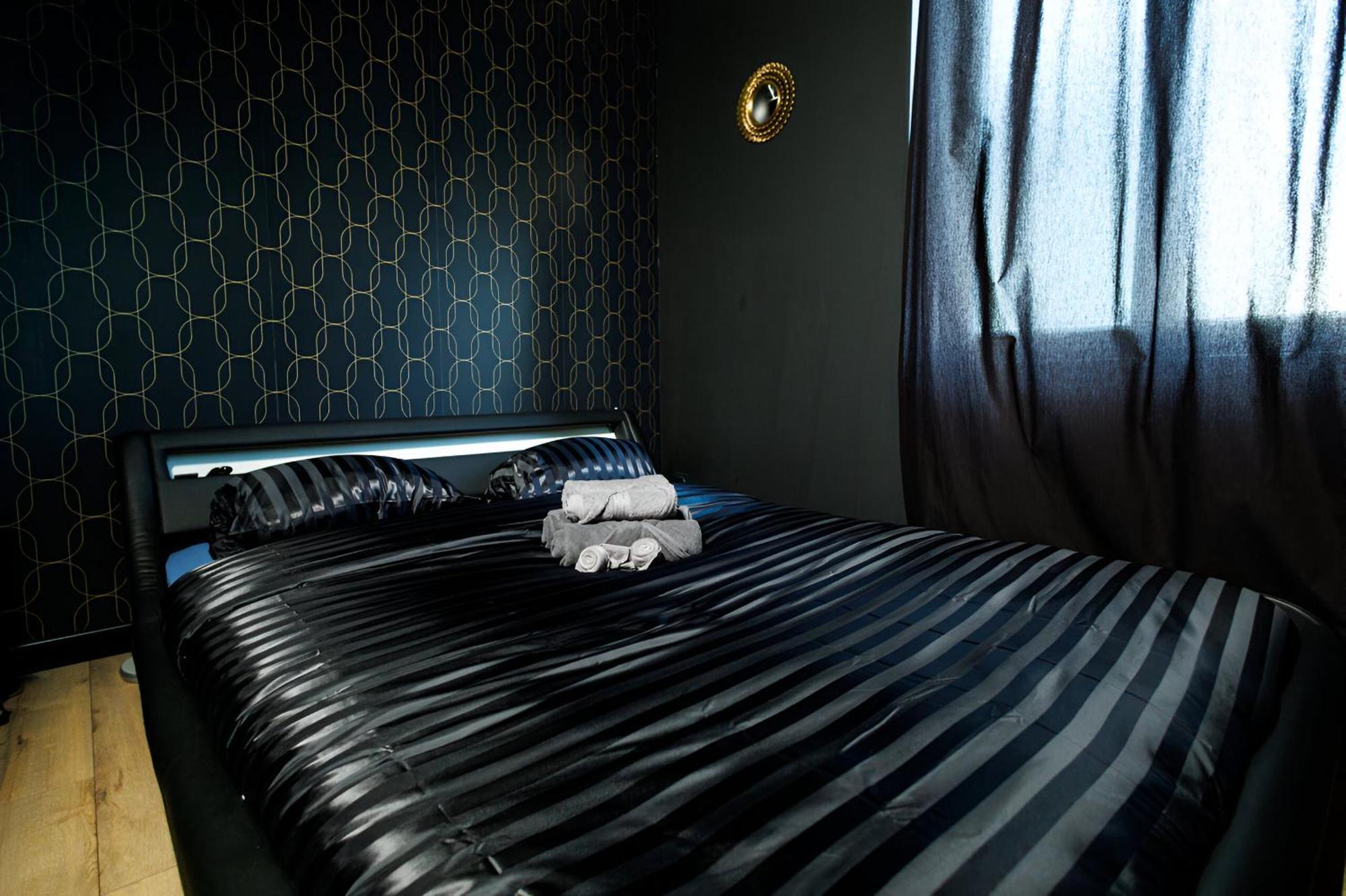 Appartement Pop Art - Asterix,Cdg,Chantilly,Disney La Chapelle-en-Serval Екстер'єр фото